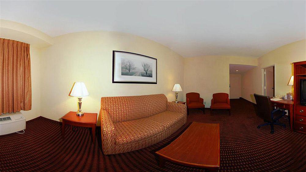 Hampton Inn Baltimore/Глен-Берни Экстерьер фото
